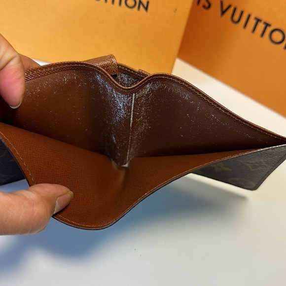 Louis Vuitton Portefeuille Marco Wallet - Picture 9 of 13